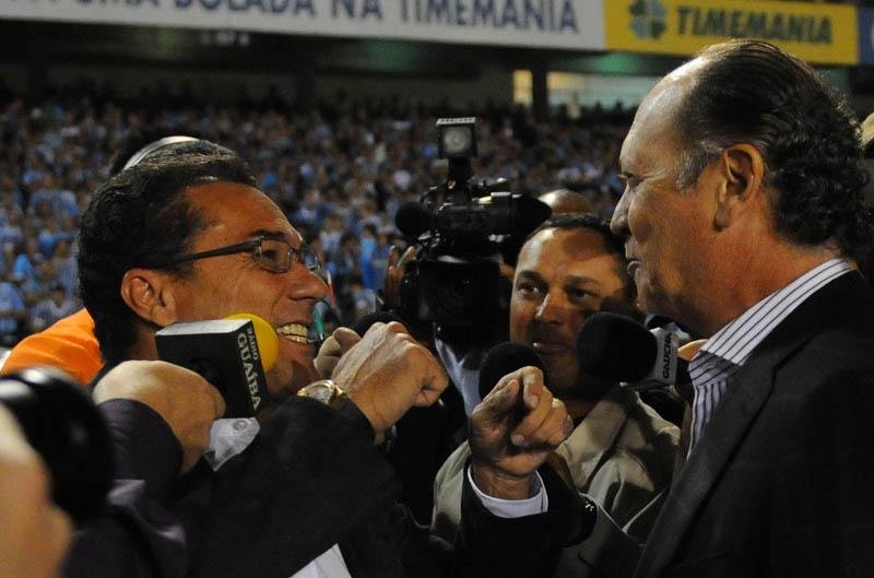 Luxemburgo projeta volta de Kl&eacute;ber contra Alt&eacute;tico-GO, no in&iacute;cio de junho