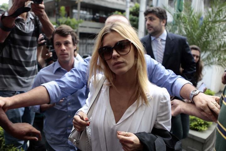 Atriz teve fotos &iacute;ntimas divulgadas na internet