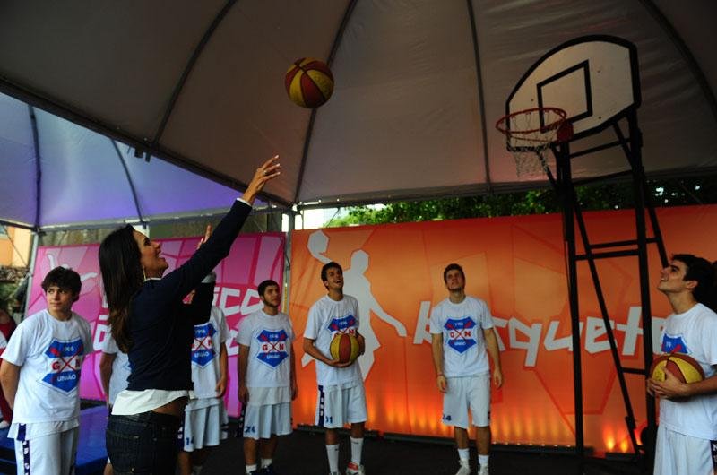 	Atividades que divulgam em Porto Alegre a cobertura da Rede Record nos Jogos Ol&iacute;mpicos de Londres
