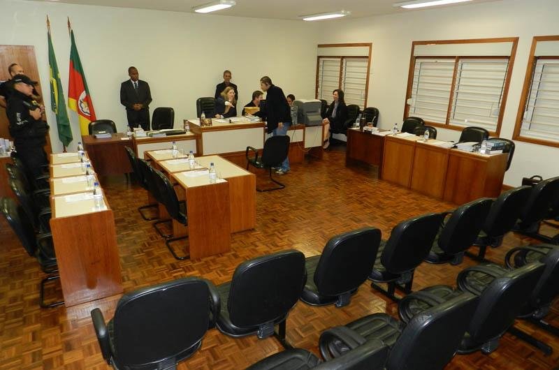 A Ju&iacute;za respos&aacute;vel pelo julgamento n&atilde;o permitiu o acesso da imprenssa &agrave; sess&atilde;o