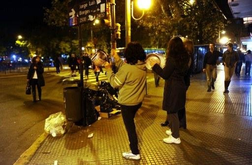 Panela&ccedil;o foi realizado contra a corrup&ccedil;&atilde;o, a inseguran&ccedil;a e as restri&ccedil;&otilde;es &agrave; compra de d&oacute;lares