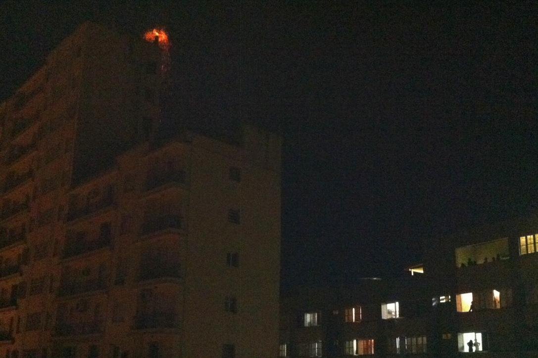 Inc&ecirc;ndio ocorreu em caldeira de pr&eacute;dio, mas foi rapidamente controlado pelos bombeiros