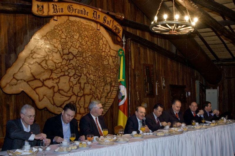 Governo reuniu-se com base aliada para debater projetos em vota&ccedil;&atilde;o na AL