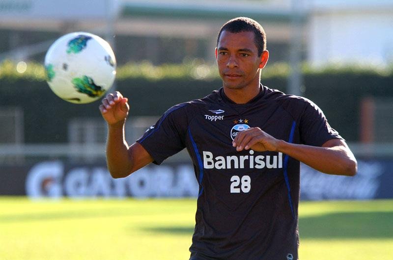 Gilberto Silva quer recuperar pontos perdidos na estreia do Brasileiro