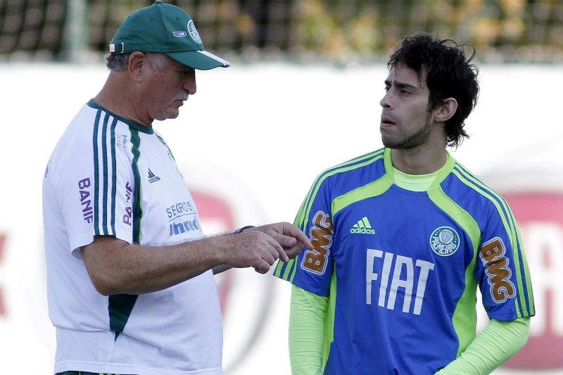 Valdivia (&agrave; direita) ficou em poder dos criminosos por duas horas 
