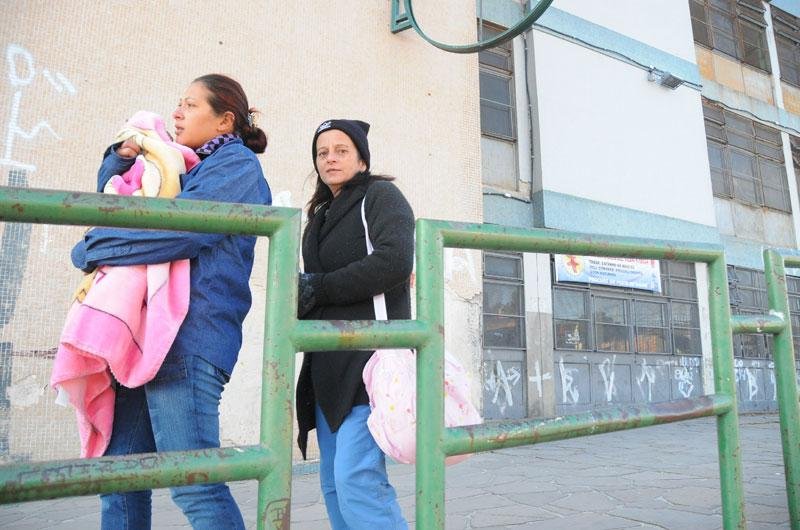 Emerg&ecirc;ncias de hospitais ficaram superlotadas na Capital