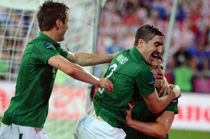 Cro&aacute;cia vence por 2 a 1 a Irlanda e lidera grupo na Eurocopa