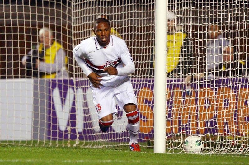 Paulo Miranda marcou o &uacute;nico gol da partida
