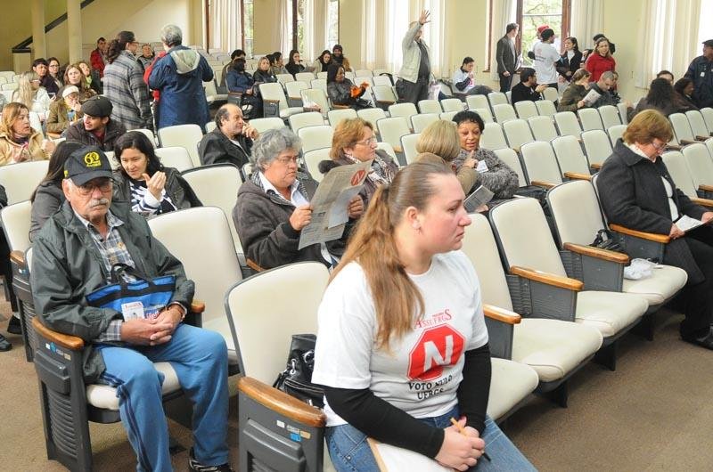 Servidores realizaram assembleia nesta manh&atilde;