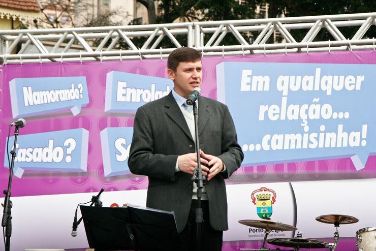 Prefeitura da Capital lan&ccedil;a nova campanha pelo uso da camisinha para prevenir DSTs