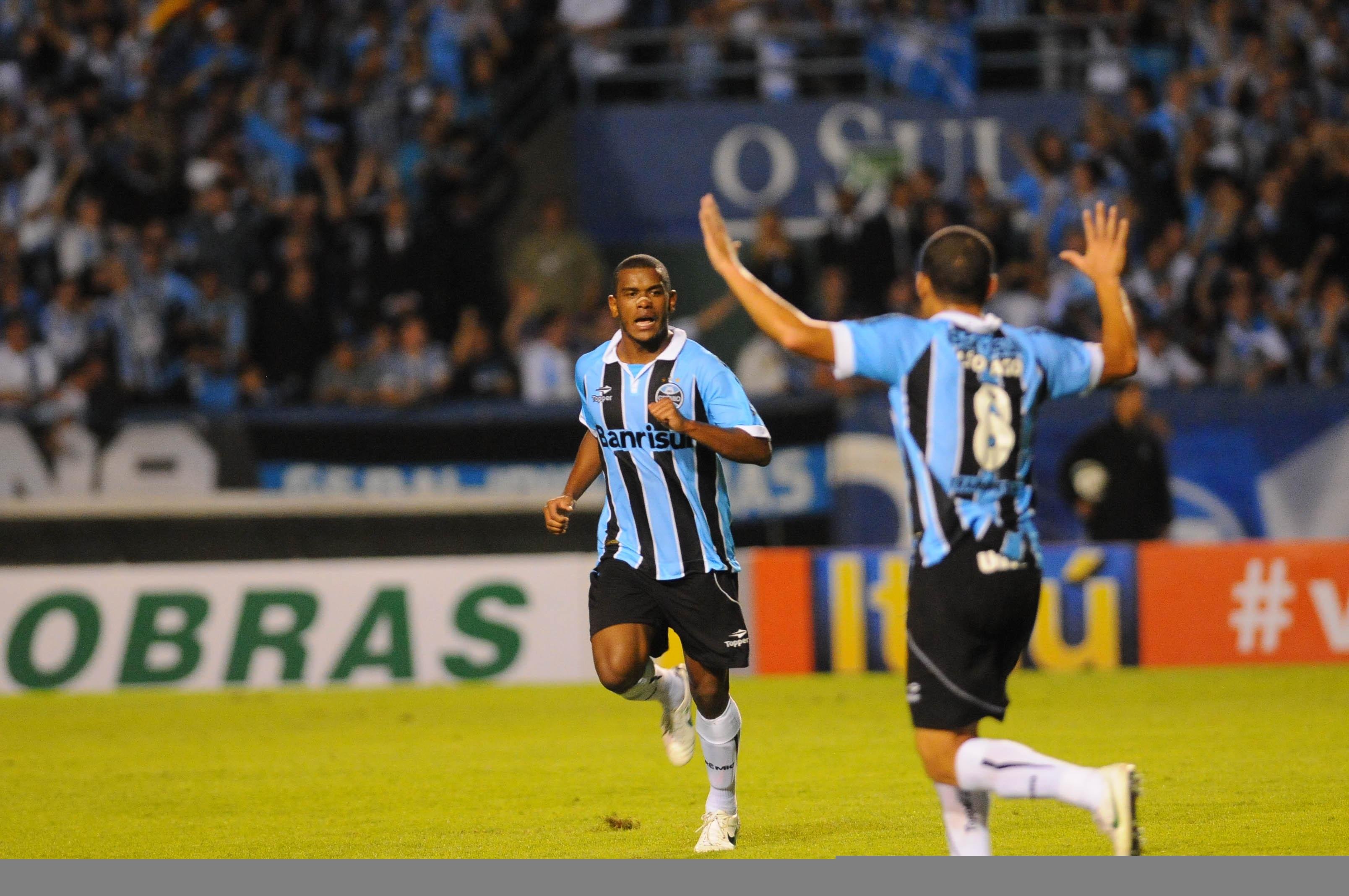 Fernando j&aacute; marcou gol contra o Palmeiras no Brasileir&atilde;o deste ano