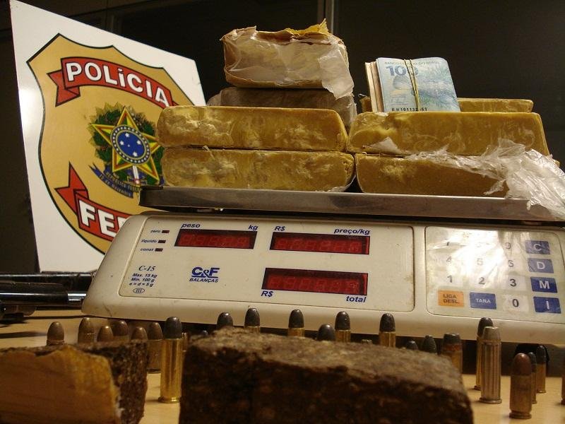 De janeiro a abril, 152 kg de maconha e 92 kg de coca&iacute;na foram apreendidos