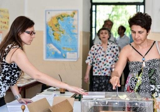 Elei&ccedil;&otilde;es na Gr&eacute;cia neste domingo decidem futuro do pa&iacute;s na zona do euro