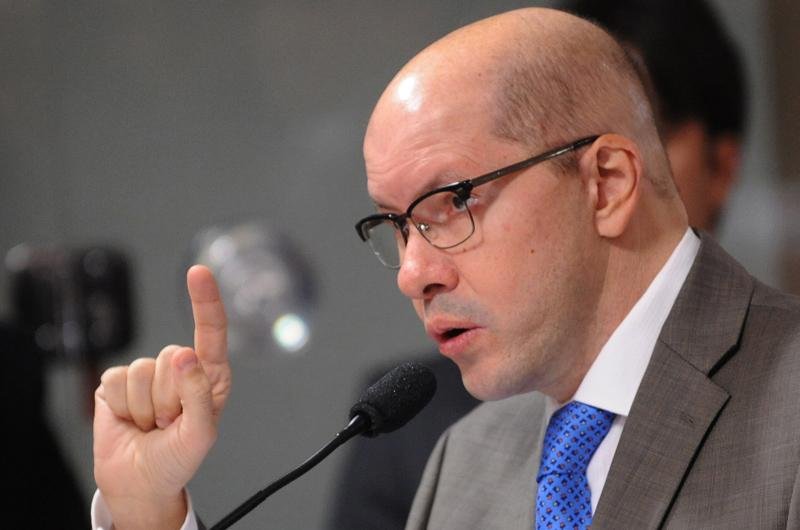 STF adiou vota&ccedil;&atilde;o do caso Dem&oacute;stenes Torres no Conselho de &Eacute;tica