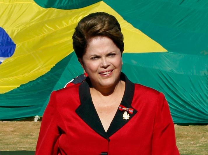Dilma passou por sess&otilde;es no pau de arara e recebeu choques