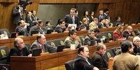 Senado paraguaio decide futuro político de Fernando Lugo nesta sexta-feira