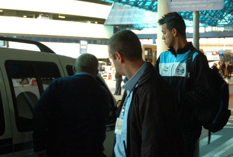 Volante Souza deixou aeroporto sem a delega&ccedil;&atilde;o