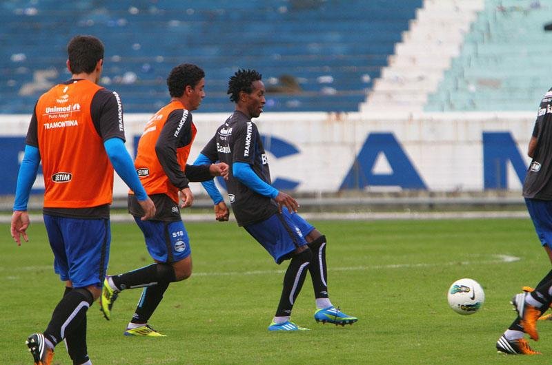 Z&eacute; Roberto est&aacute; fora da partida contra o Flamengo