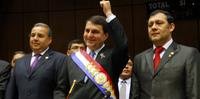 Franco afirma que assume Paraguai de forma democrática