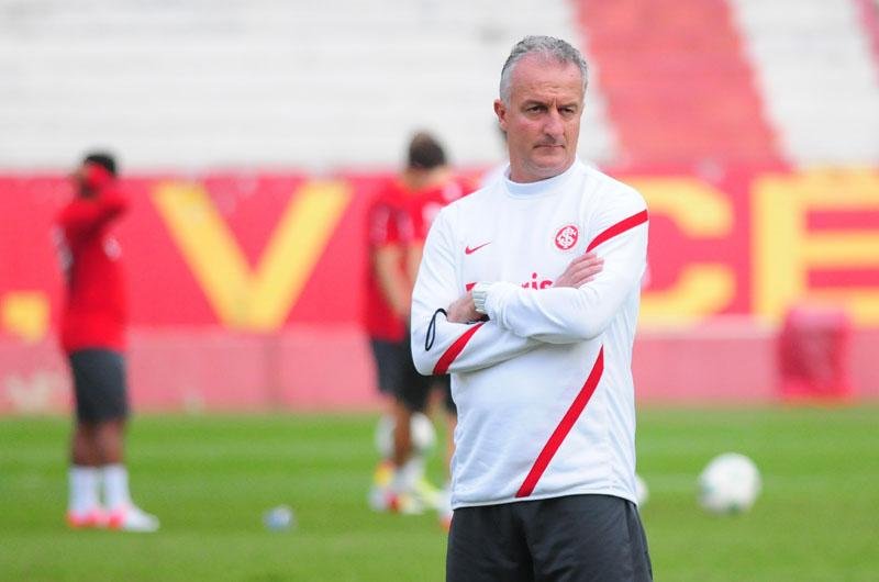 Dorival Junior considera que interdi&ccedil;&atilde;o do Beira-Rio pode prejudicar o time