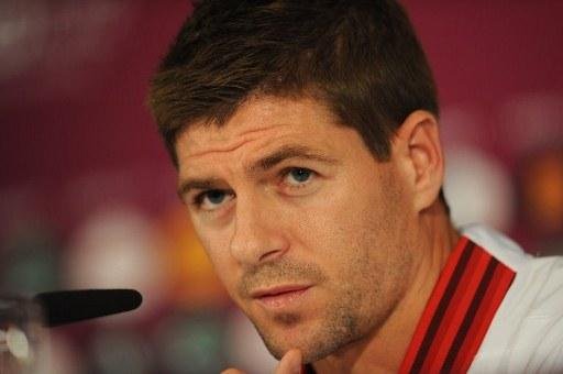 Confiante, Gerrard quer provar for&ccedil;a da Inglaterra
