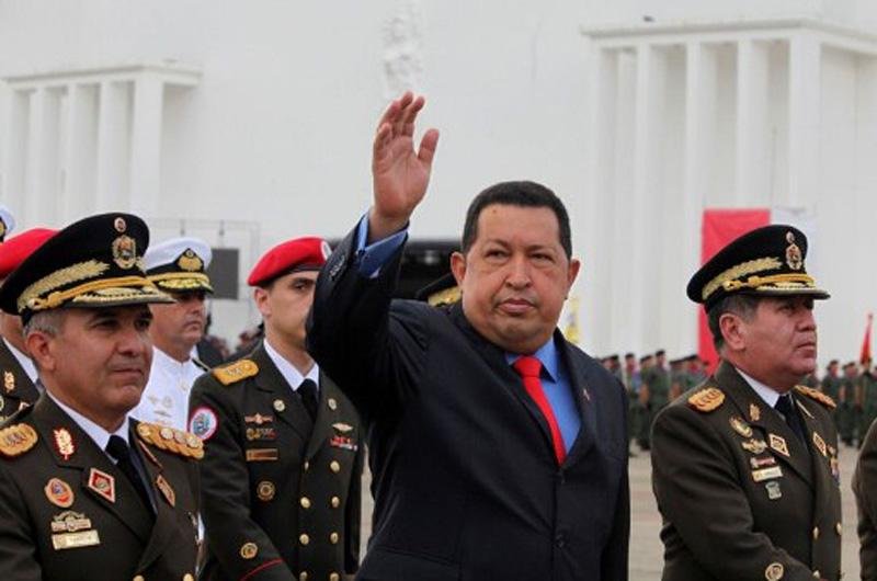 Presidente ordena retirada do embaixador venezuelano no pa&iacute;s ap&oacute;s impeachment