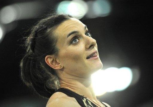 Advers&aacute;ria da brasileira Fabiana Murer se recupera de les&atilde;o e abdicou de competi&ccedil;&atilde;o na Fran&ccedil;a