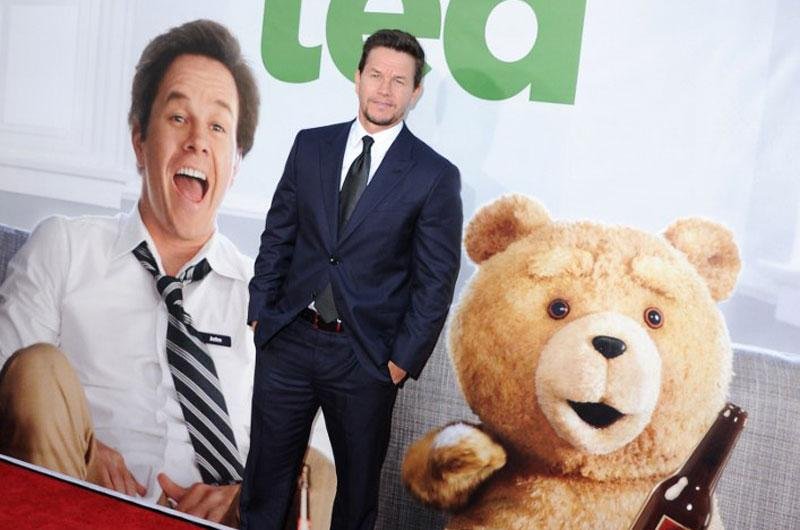 Mark Wahlberg estrela com&eacute;dia que deve estrear no Brasil em agosto