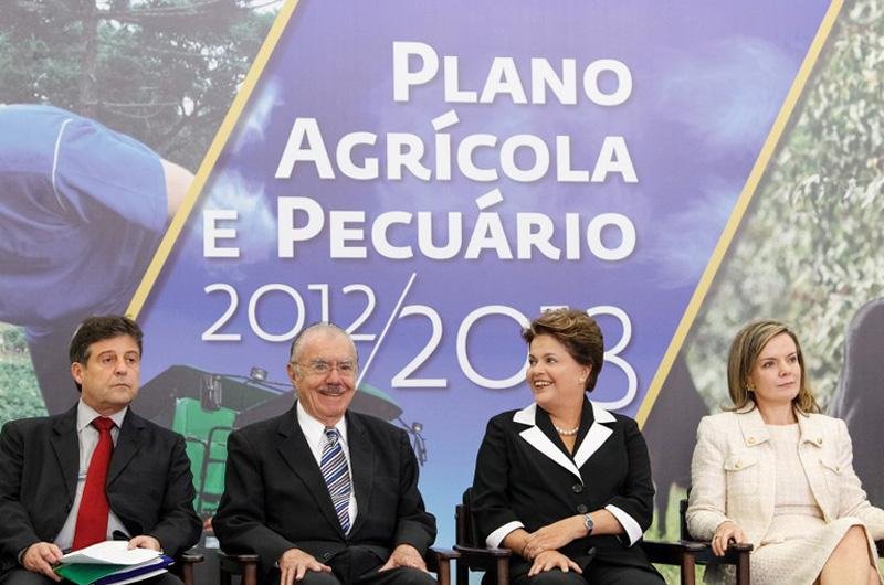 Dilma anuncia R$ 115, 2 bilh&otilde;es para agricultura empresarial  
