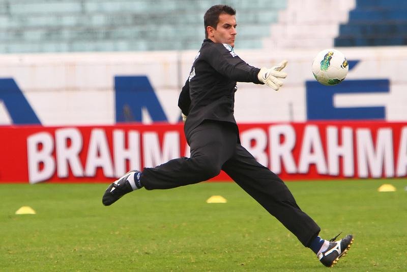 Ren&ecirc; Weber destaca frieza de Grohe como goleiro 
