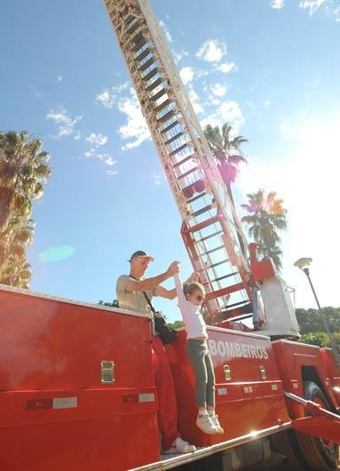 1&ordm; Comando Regional de Bombeiros realizou no domingo uma exposi&ccedil;&atilde;o no Parque da Reden&ccedil;&atilde;o
