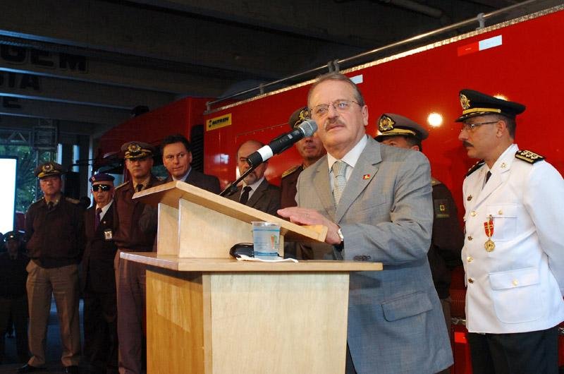 Governador Tarso Genro participou de solenidade em homenagem ao Dia Nacional do Bombeiro
