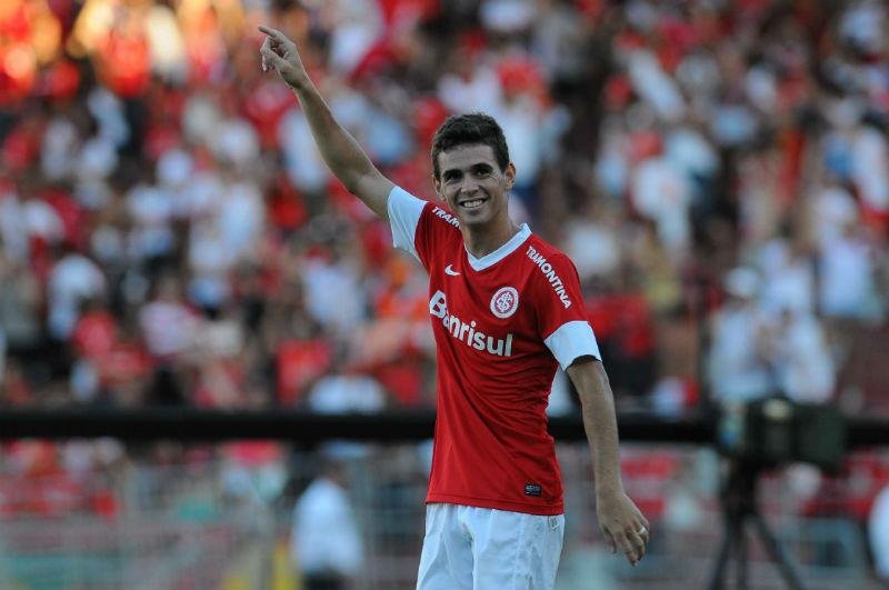 Meia do Inter estaria avaliado em 20 milh&otilde;es de euros 