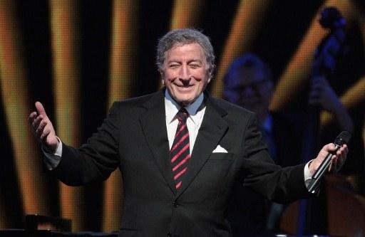Cantor Tony Benett far&aacute; show em Porto Alegre em dezembro