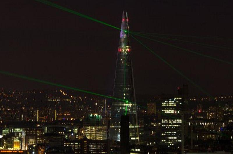 Doze anos ap&oacute;s o lan&ccedil;amento do projeto, o edif&iacute;cio Shard foi inaugurado com grande festa
