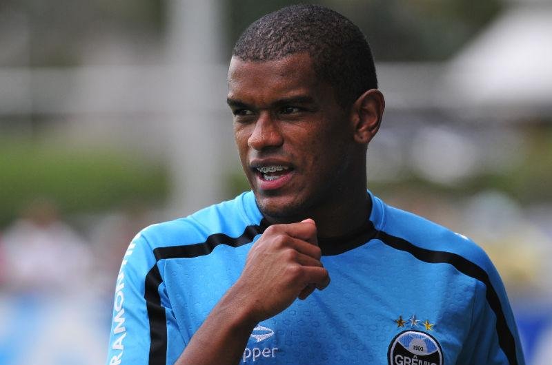 Fernando pede atitude contra o Santos