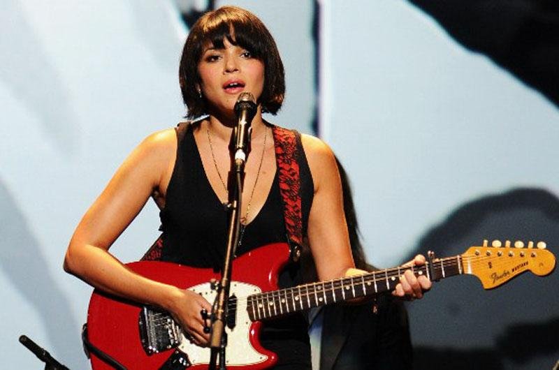 Cantora Norah Jones se apresenta em Porto Alegre em dezembro