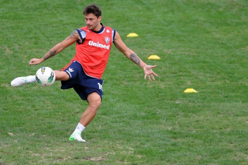 Gr&ecirc;mio desiste de contratar Rafael Sobis 