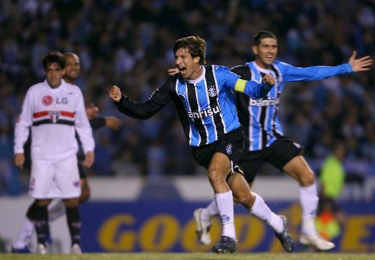 Tcheco comandou o Gr&ecirc;mio na Libertadores 2007