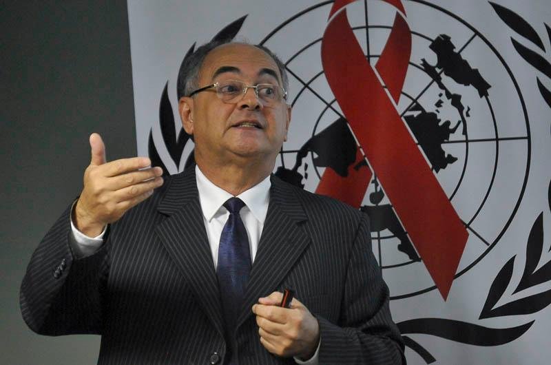 Coordenador no Brasil do Unaids divulgou relat&oacute;rio sobre os &iacute;ndices de HIV no mundo
