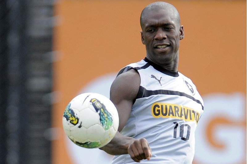 Seedorf promete dedica&ccedil;&atilde;o total para estreia