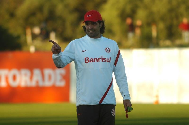 Fernand&atilde;o comandou primeiro treino no Inter nesta sexta-feira