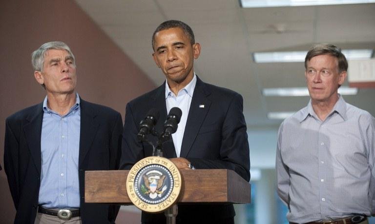 V&iacute;timas de massacre nos EUA recebem visita de Obama