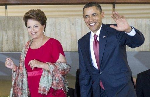 Obama e Dilma est&atilde;o entre os l&iacute;deres mais seguidos pelos colegas no Twitter