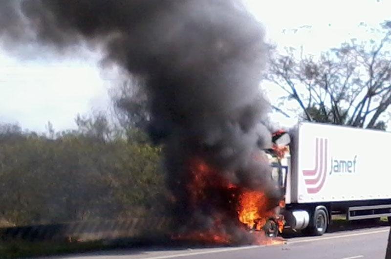 Chamas teriam sido causadas por pane el&eacute;trica