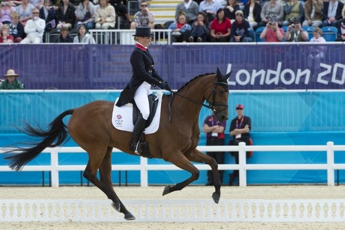 Neta de Elizabeth II estreia no hipismo dos Jogos Ol&iacute;mpicos