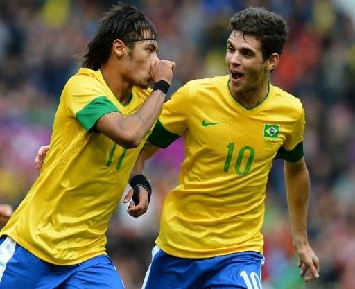 Neymar e Oscar foram convocados por Mano Menezes