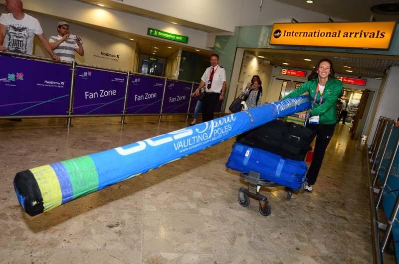 Saltadora chegou nesta segunda-feira a Londres