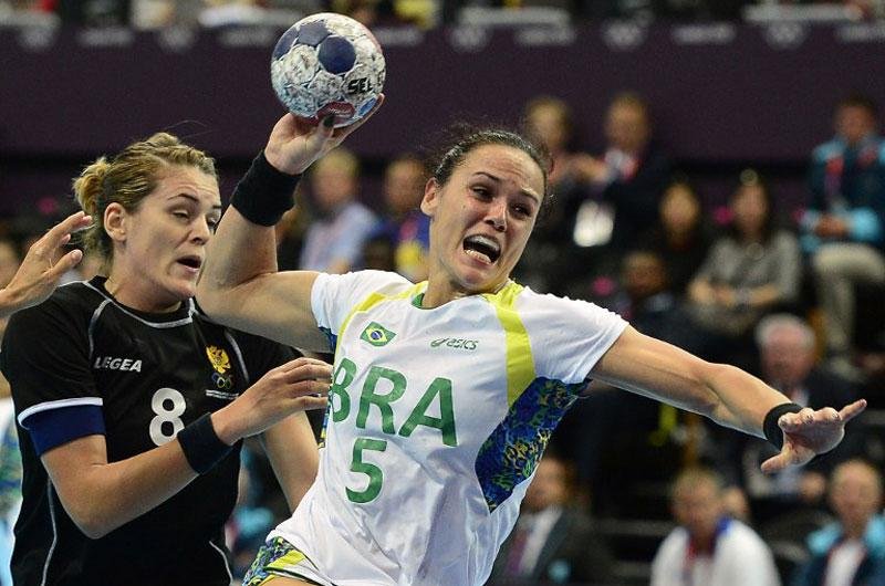Sele&ccedil;&atilde;o feminina de handebol vence segunda na Olimp&iacute;ada