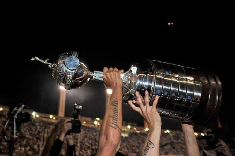 Ta&ccedil;a da Libertadores quebrou ap&oacute;s t&iacute;tulo do Corinthians